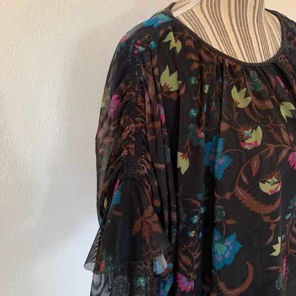 Free People Floral Long sleeve Mesh Boho Top Woman’s Small - Picture 7 of 9